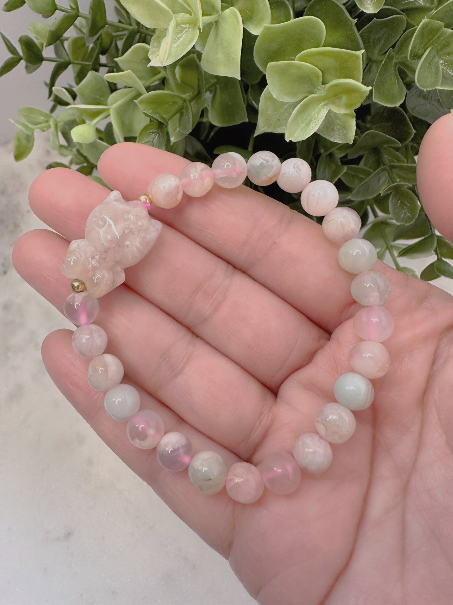 FLOWER AGATE HELLO KITTY BRACELET
