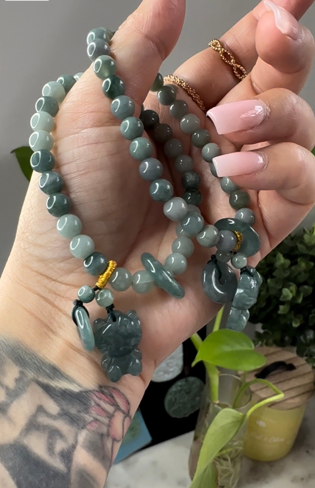 JADE HELLO KITTY BRACELET w/DONUT CHARM