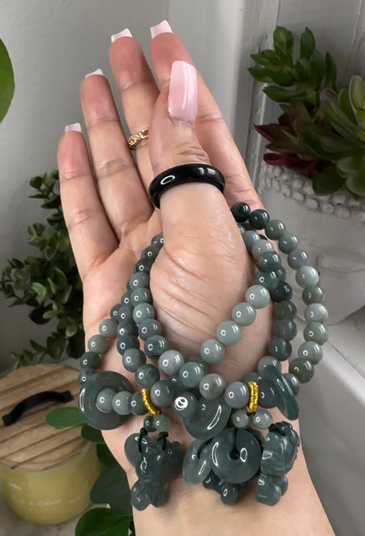 JADE HELLO KITTY BRACELET w/DONUT CHARM