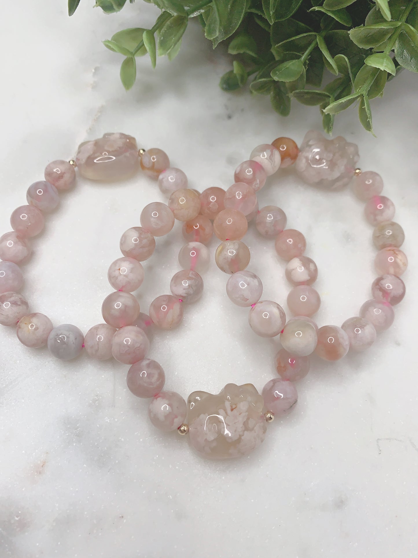 FLOWER AGATE HELLO KITTY BRACELET