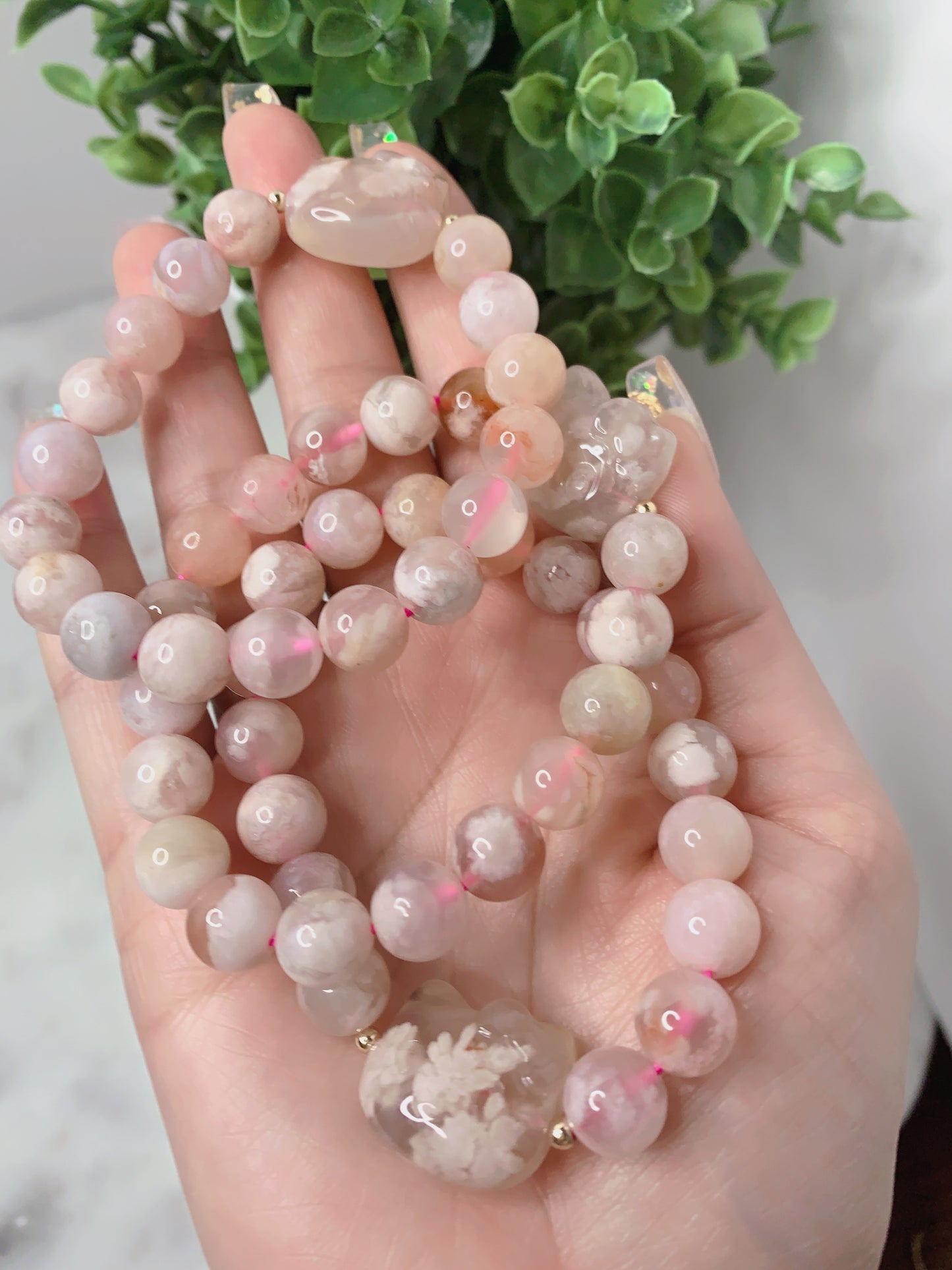FLOWER AGATE HELLO KITTY BRACELET