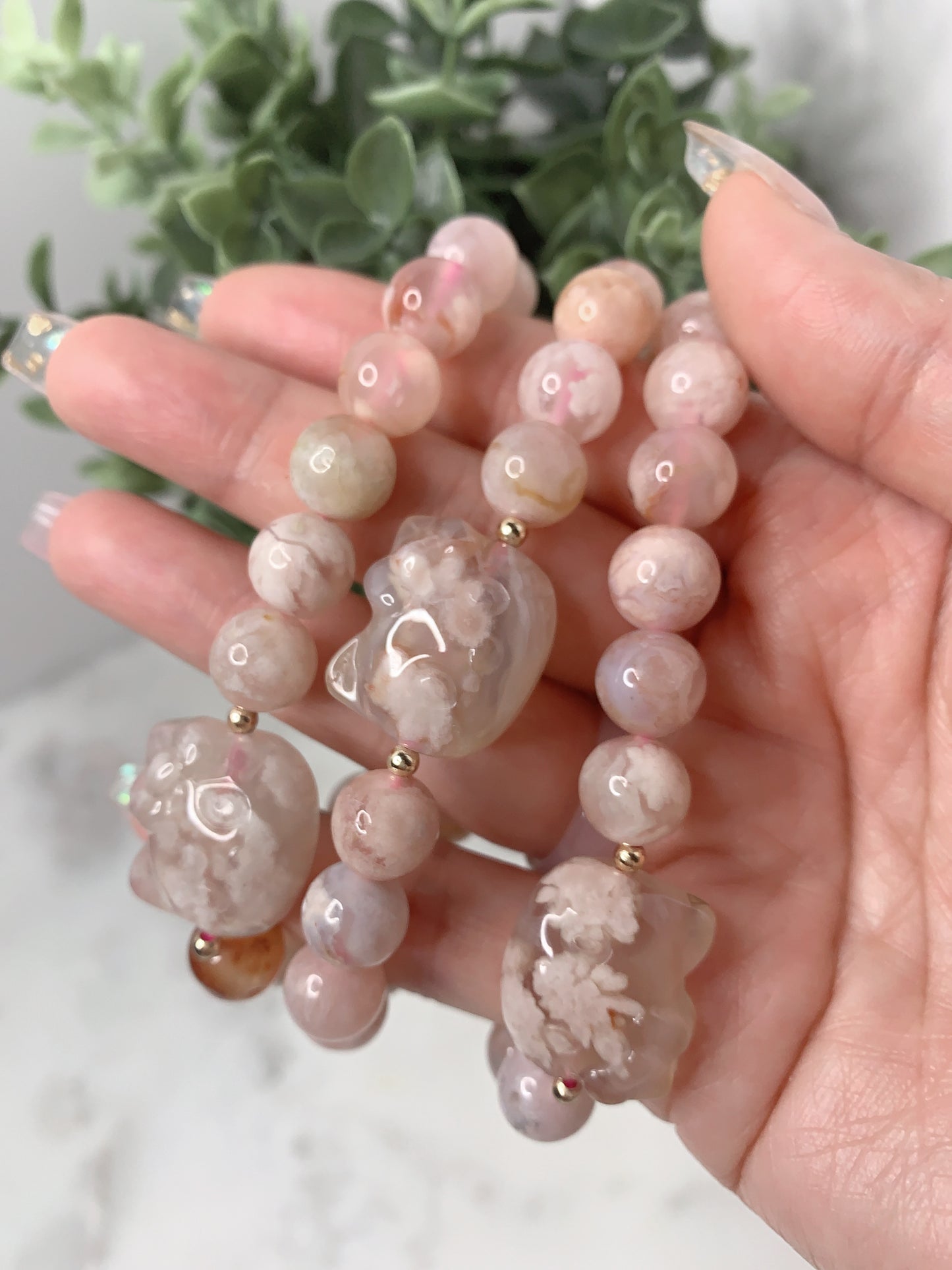 FLOWER AGATE HELLO KITTY BRACELET