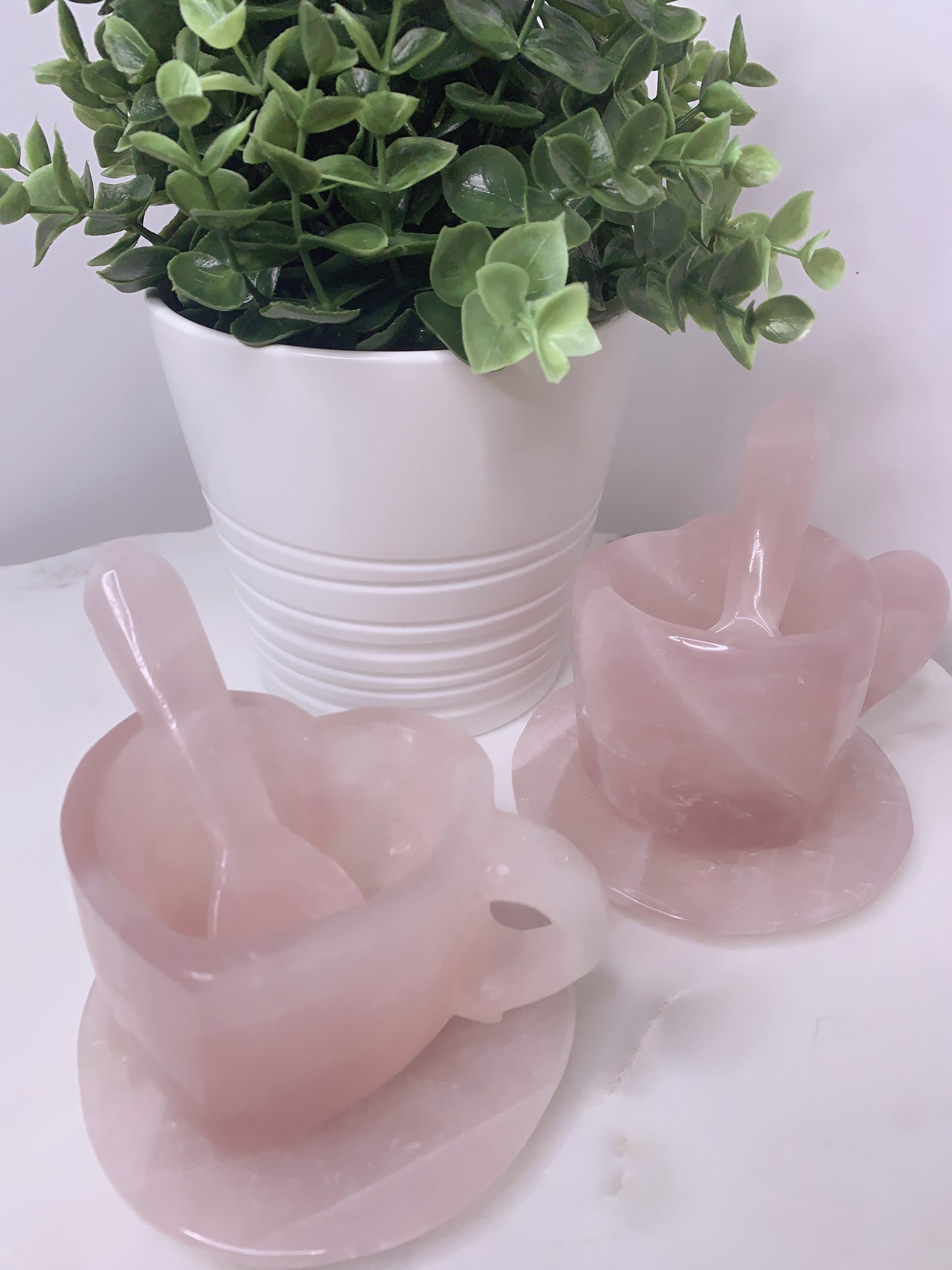 ROSE QUARTZ HEART SHAPED TEA SET