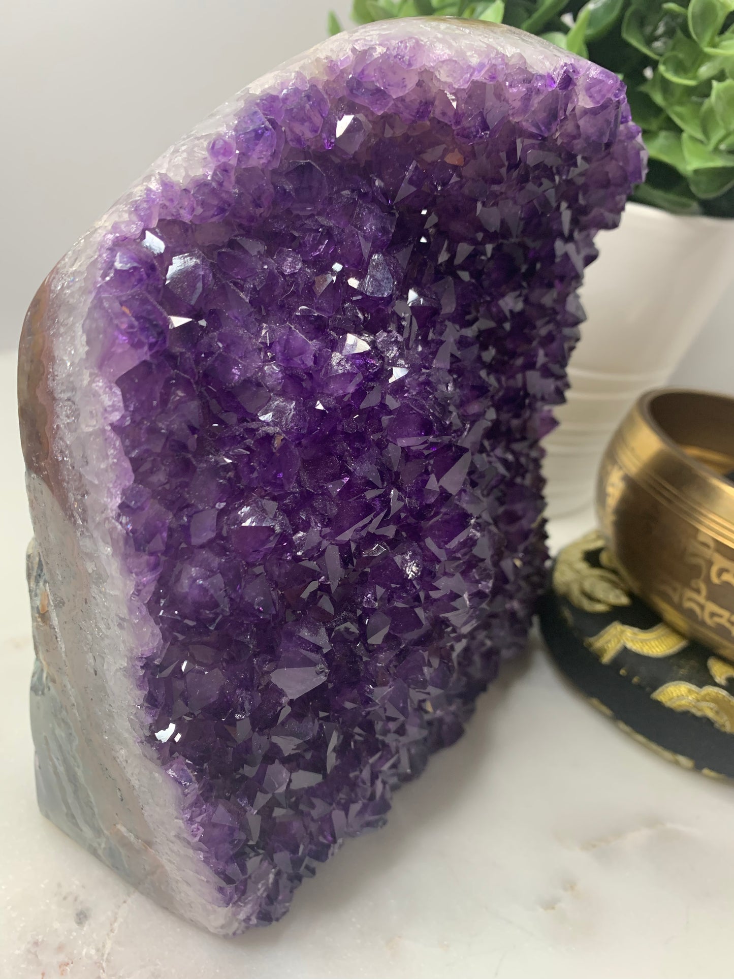 HIGH QUALITY AMETHYST GEODE (3kg)