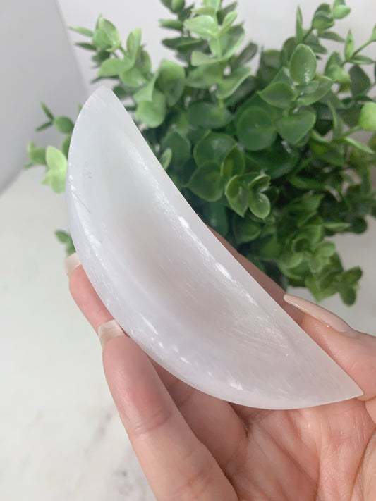 SELENITE MOON BOWL