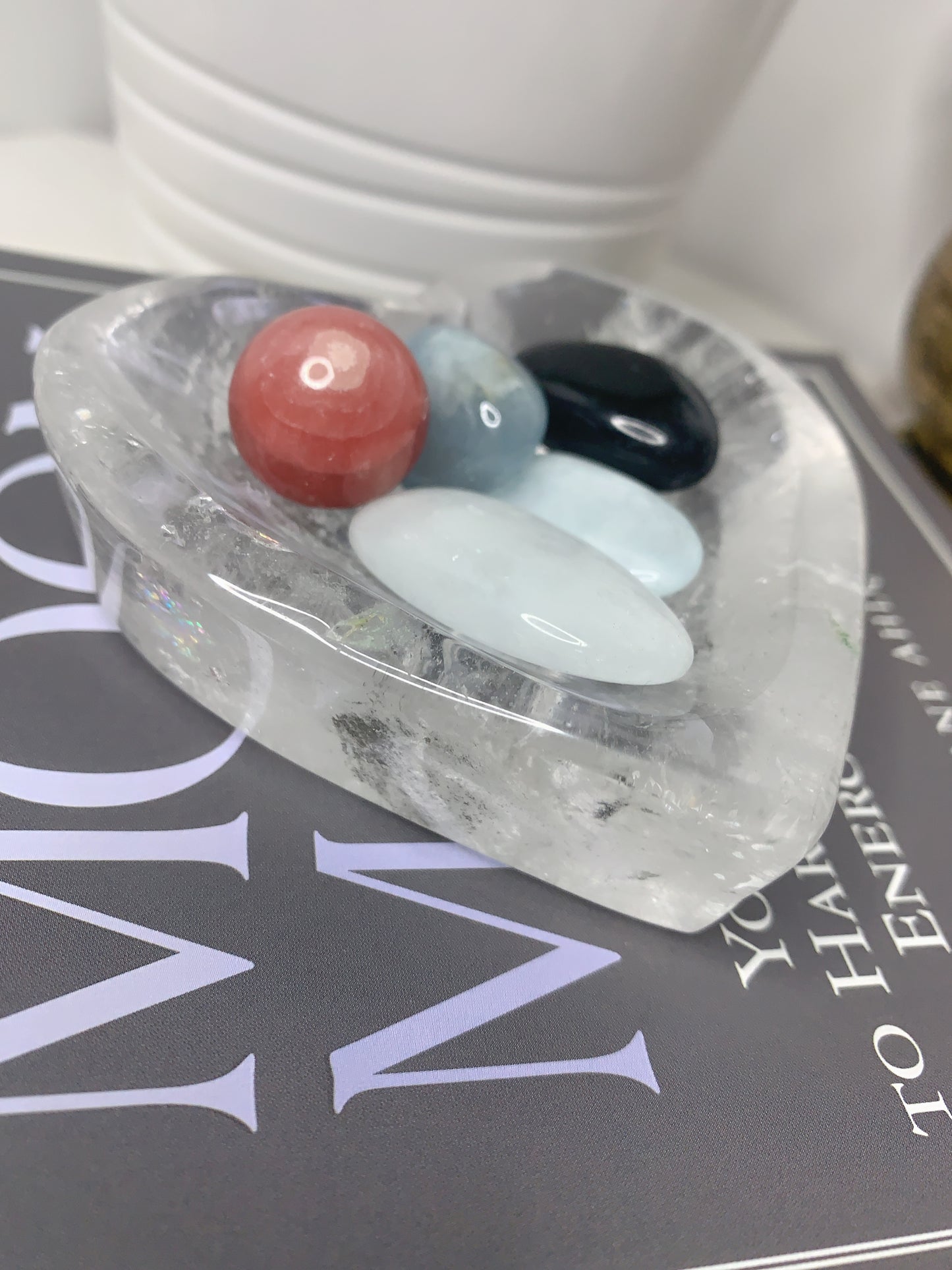 CLEAR QUARTZ HEART BOWL