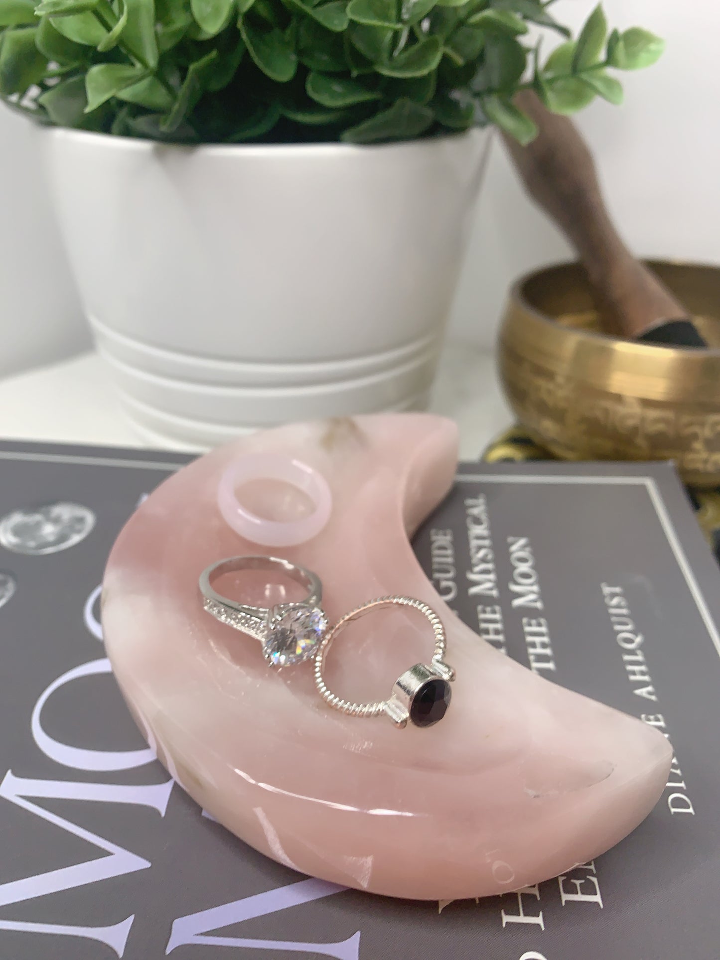 ROSE QUARTZ MOON BOWL