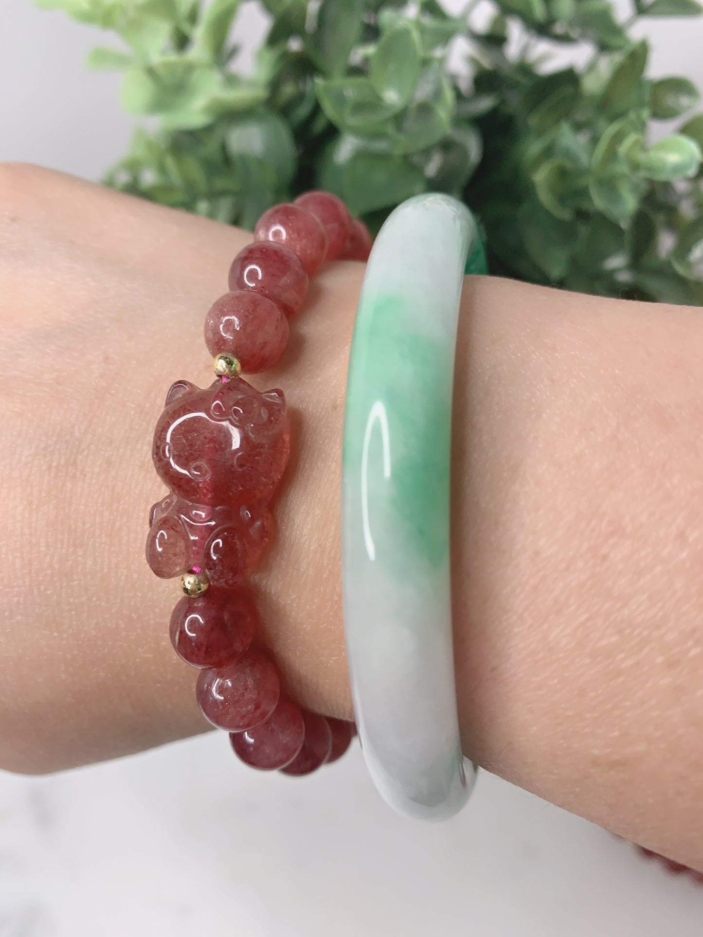STRAWBERRY QUARTZ HELLO KITTY BRACELET