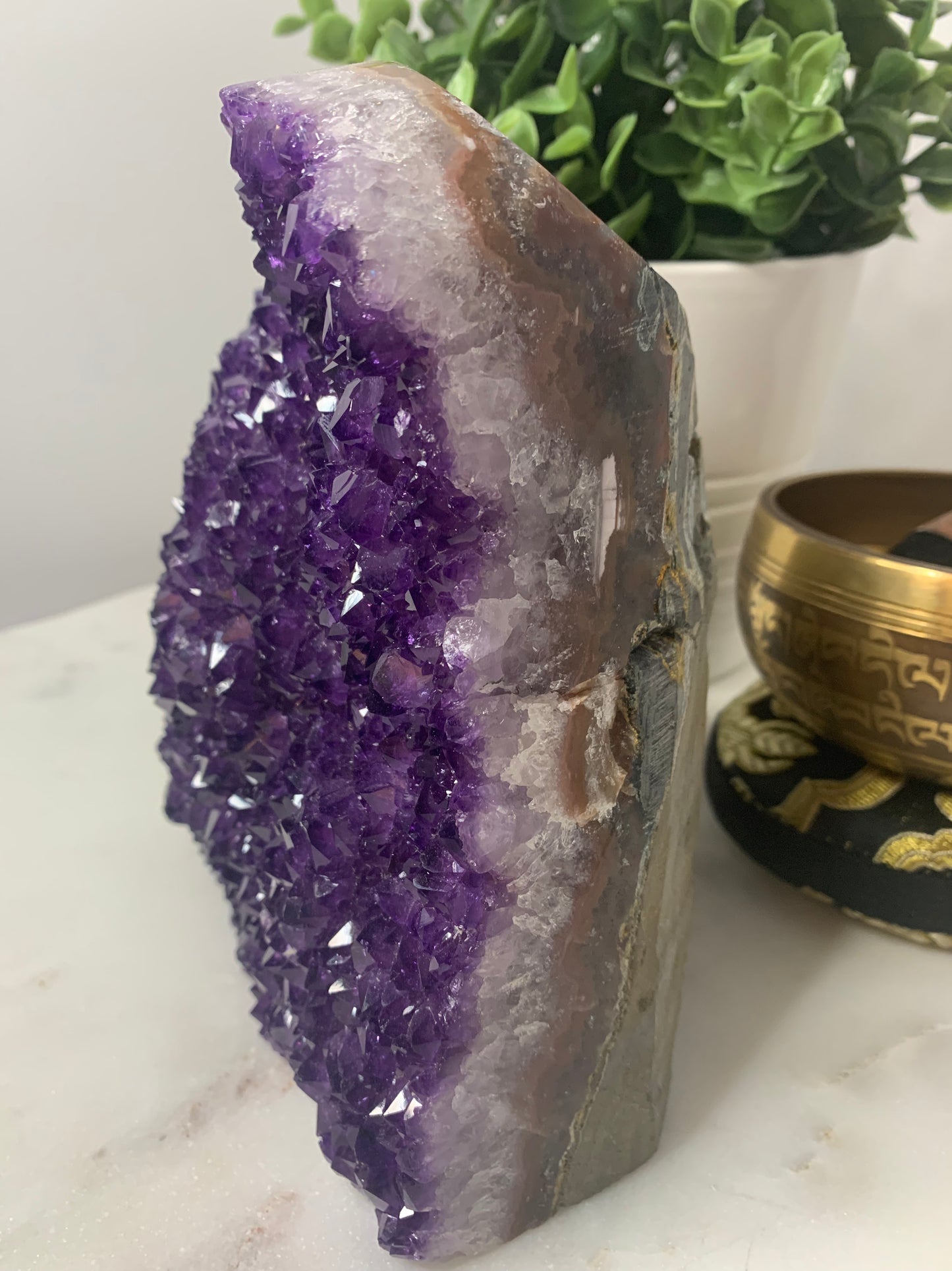 HIGH QUALITY AMETHYST GEODE (3kg)