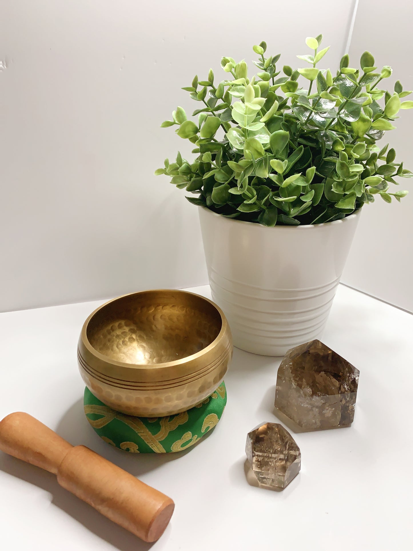 TIBETAN MEDITATION SINGING BOWL W/GREEN CUSHION